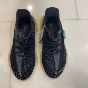 Yeezy boost 350 V2 carbon size 6 - NWT